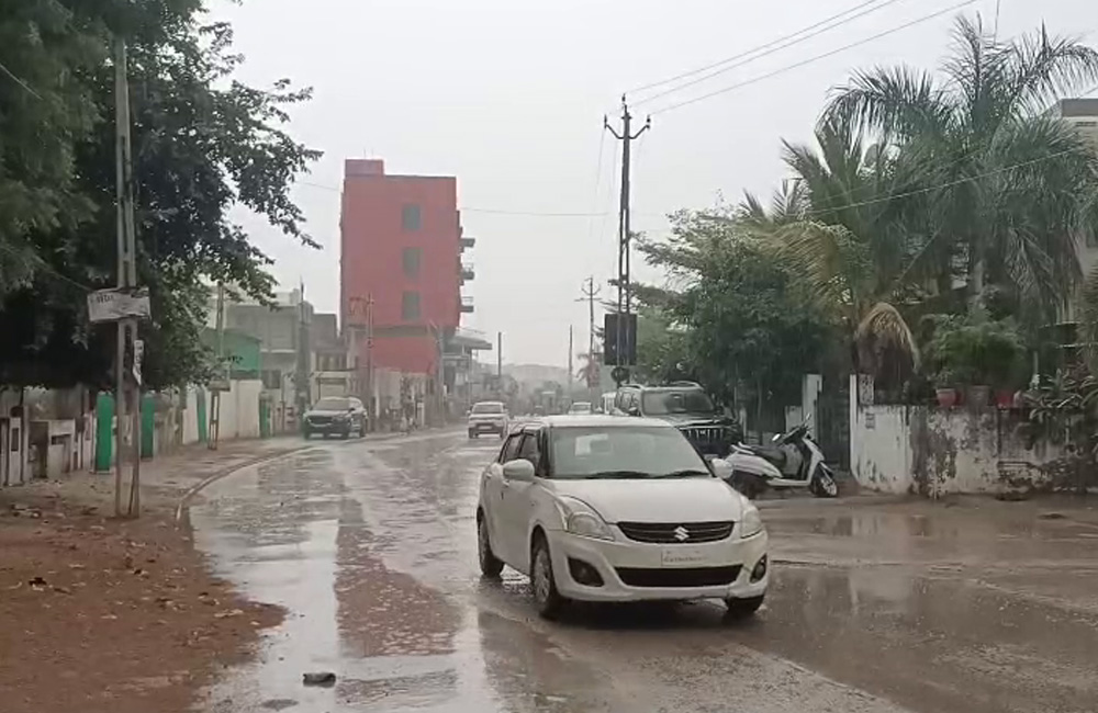 બનાસકાંઠામાં અચાનક કમોસમી વરસાદ, ભરશિયાળે ધમધોકાર વરસાદે ખેડૂતોની હાલત બગાડી