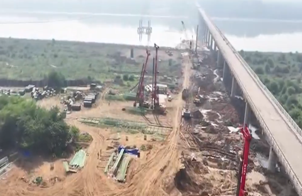 રાહદારીઓ તથા ટુ-વ્હીલર વાહનો માટે મોટી રાહત: સ્ટીલ બ્રિજ તથા જરૂરી સમારકામ હાથ ધરી ગંભીરા બ્રિજ શરૂ કરાશે