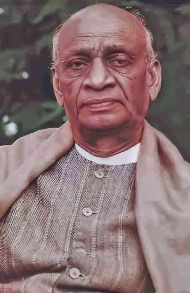 સરદાર વલ્લભભાઈ પટેલ (ભારતીય એકતા, સ્વતંત્ર ભારતના પ્રથમ ગૃહમંત્રી)